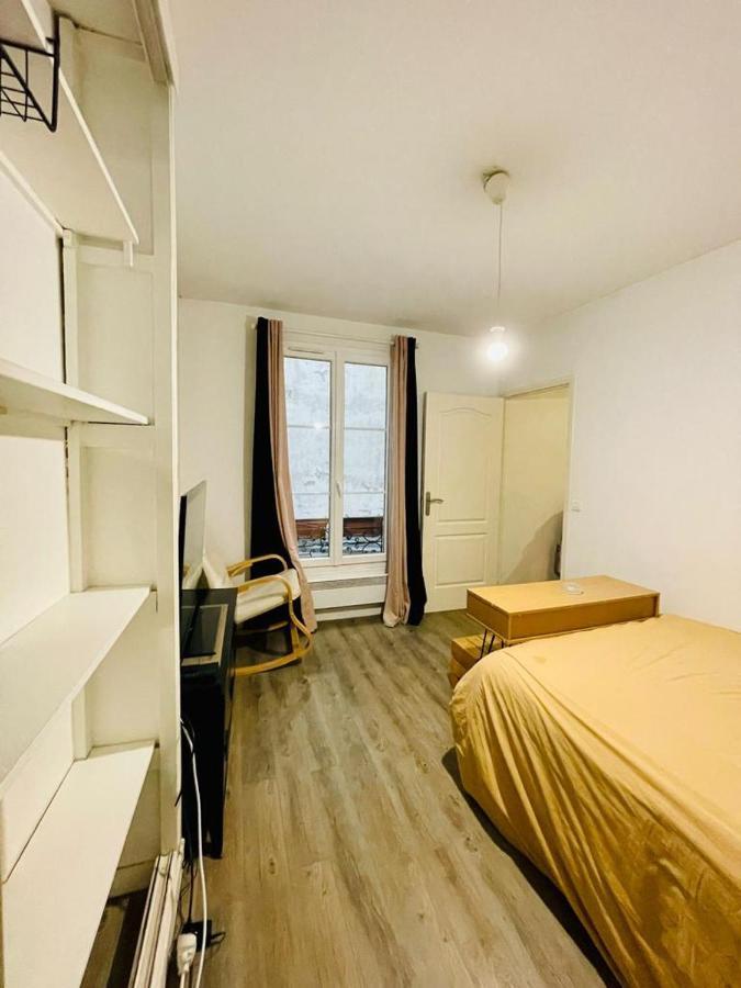 Appartement En Plein Coeur Du 10Eme Et Proche De Plusieurs Gares Paris Exterior foto